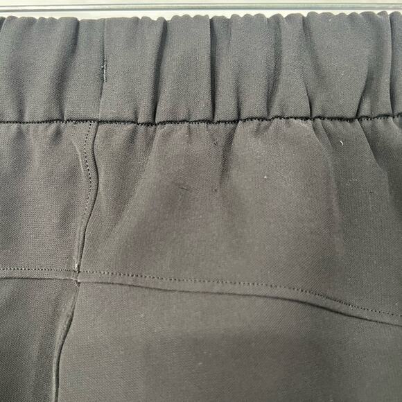 Lululemon On The Fly Pants Woven 27" in Black - Picture 7 of 9